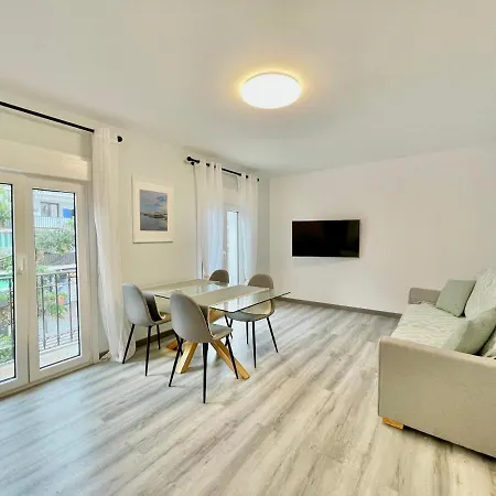 Muralla 12 Old Town- Eaw Homes Апартаменты *